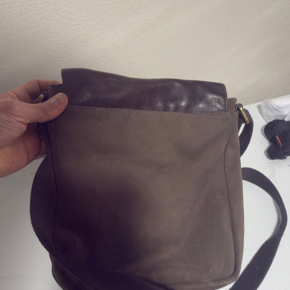 Fossil Dark Brown Leather Messenger Bag - Picture 3 of 4